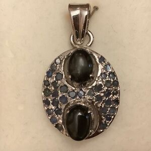 STERLING SILVER 925 BLACK ONYX/BLUE SAPPHIRE OVAL PENDANT​​